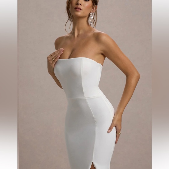 Club L London - Belle of the Ball White Bandeau Maxi Dress with Split Hem - Picture 4 of 6